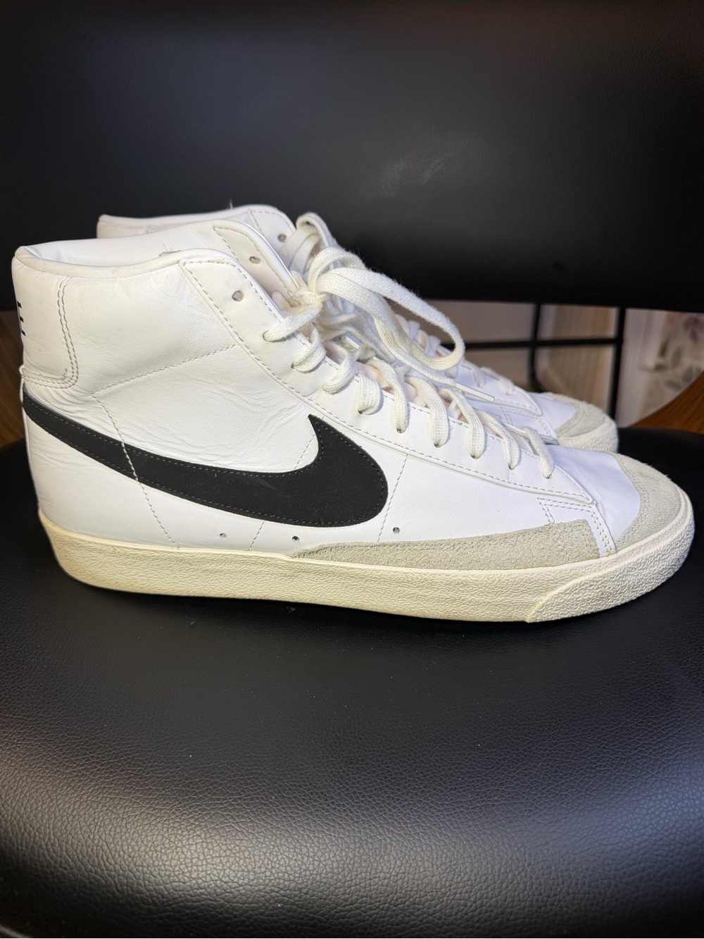 Nike Blazer Mid '77 Vintage Mens Size 13 White Lifestyle Athletic Shoes Sneakers